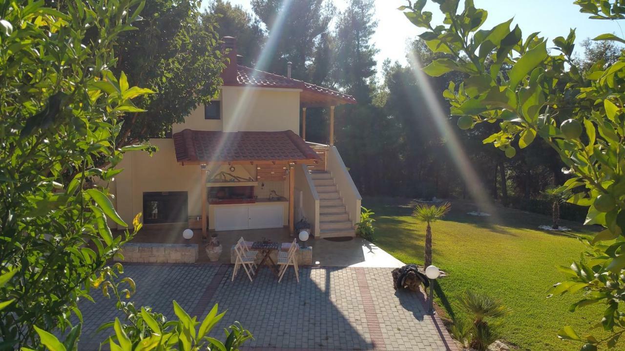 Villa Chris Посіді Екстер'єр фото